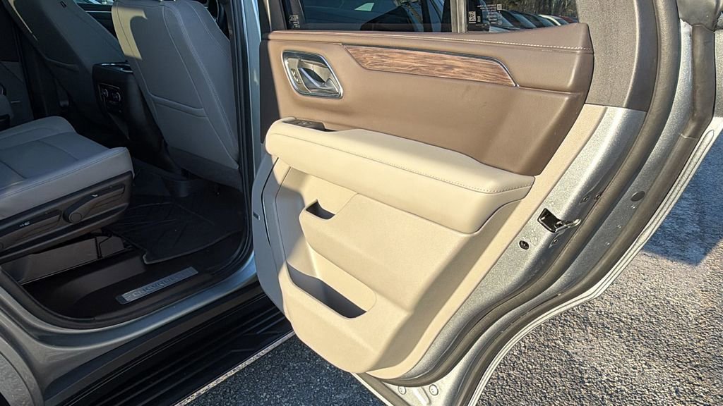 Certified 2024 Chevrolet Tahoe LT w/ LT Signature Plus Package image 18
