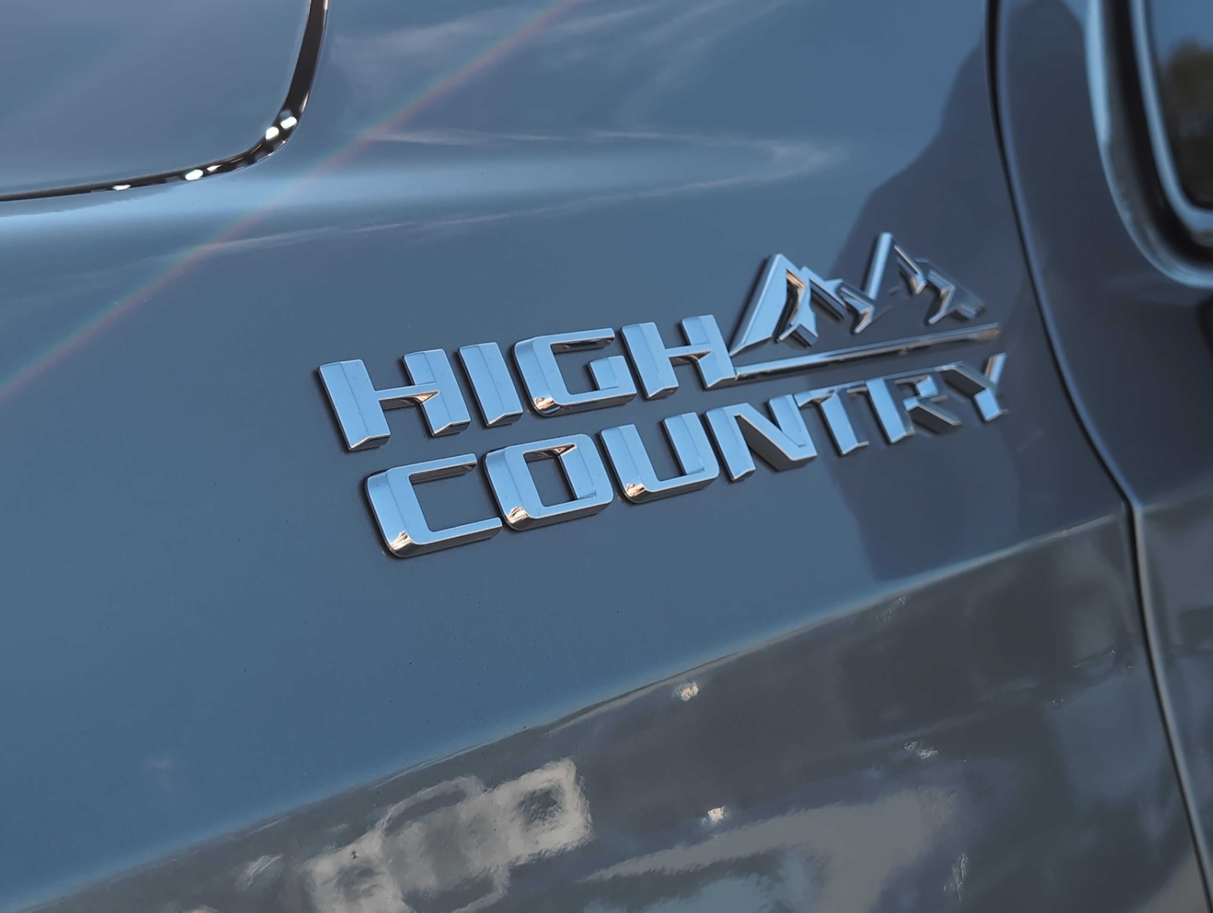 New 2026 Chevrolet Suburban High Country w/ LPO, Illumination Package image 35