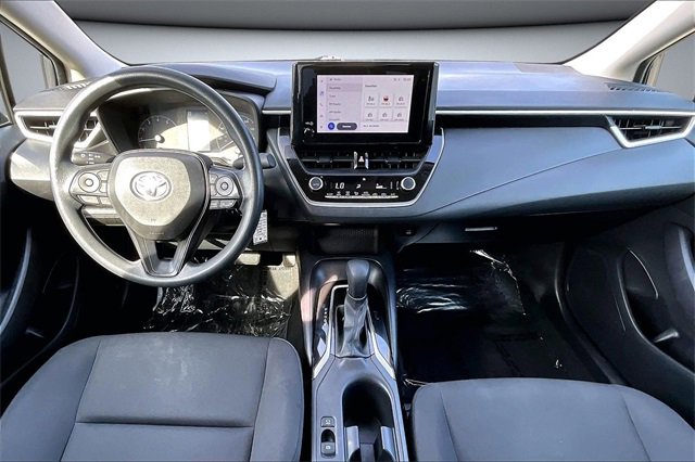 Used 2023 Toyota Corolla LE image 7
