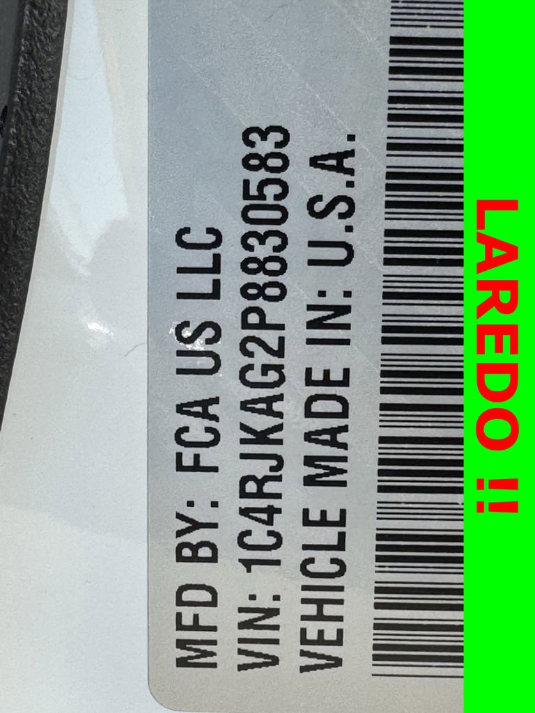 Used 2023 Jeep Grand Cherokee L Laredo image 34