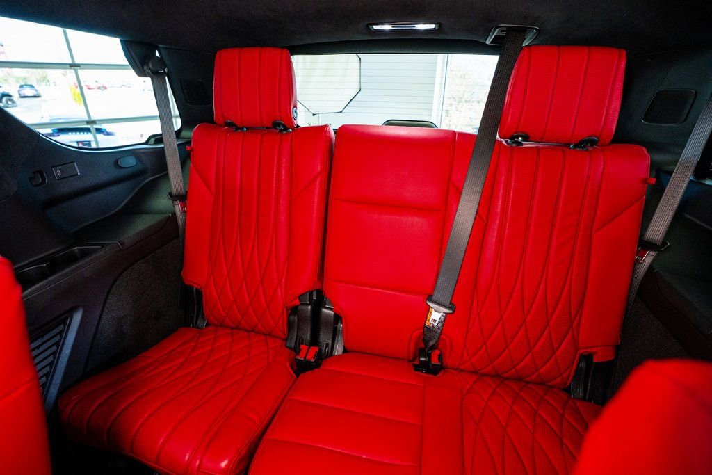 Used 2025 Cadillac Escalade Sport Platinum w/ LPO, Floor Liner Package image 58