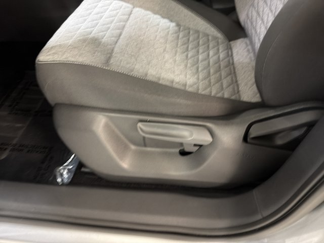 Certified 2025 Volkswagen Tiguan S AWD/4WD image 16