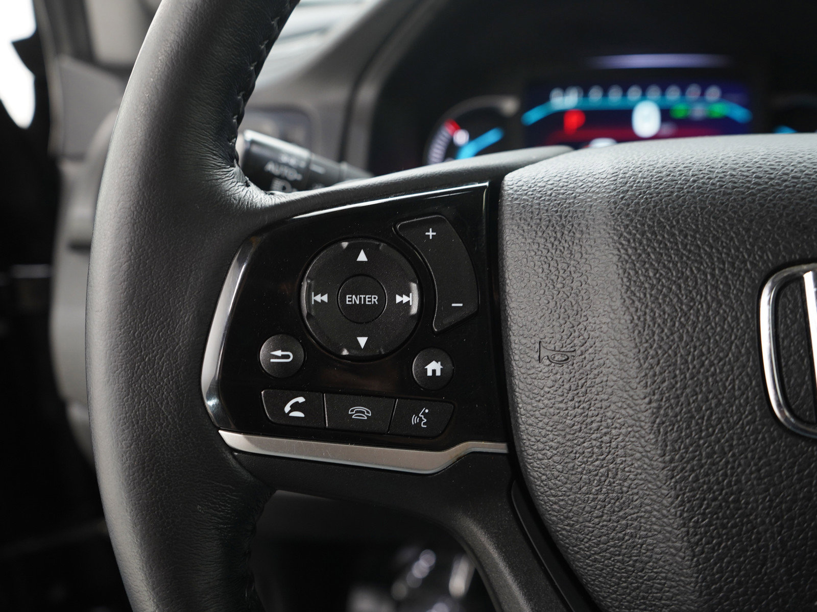 Used 2020 Honda Pilot Touring image 33