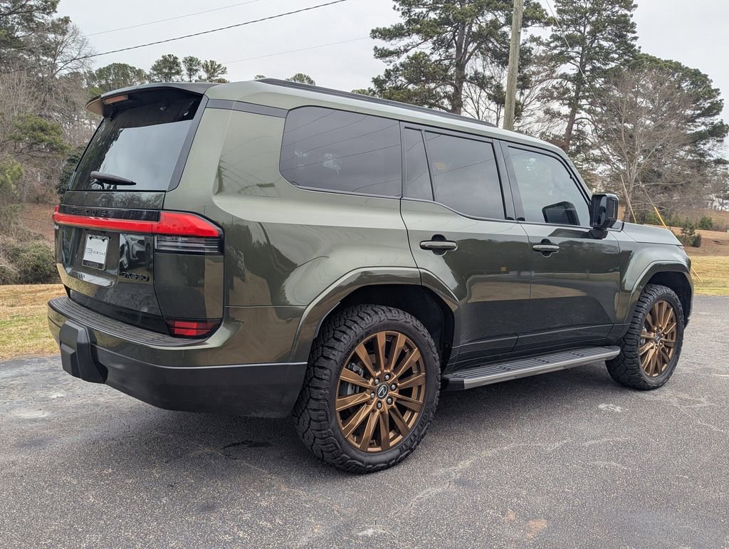Used 2024 Lexus GX 550 w/ Accessory Package (Z1) AWD/4WD image 7