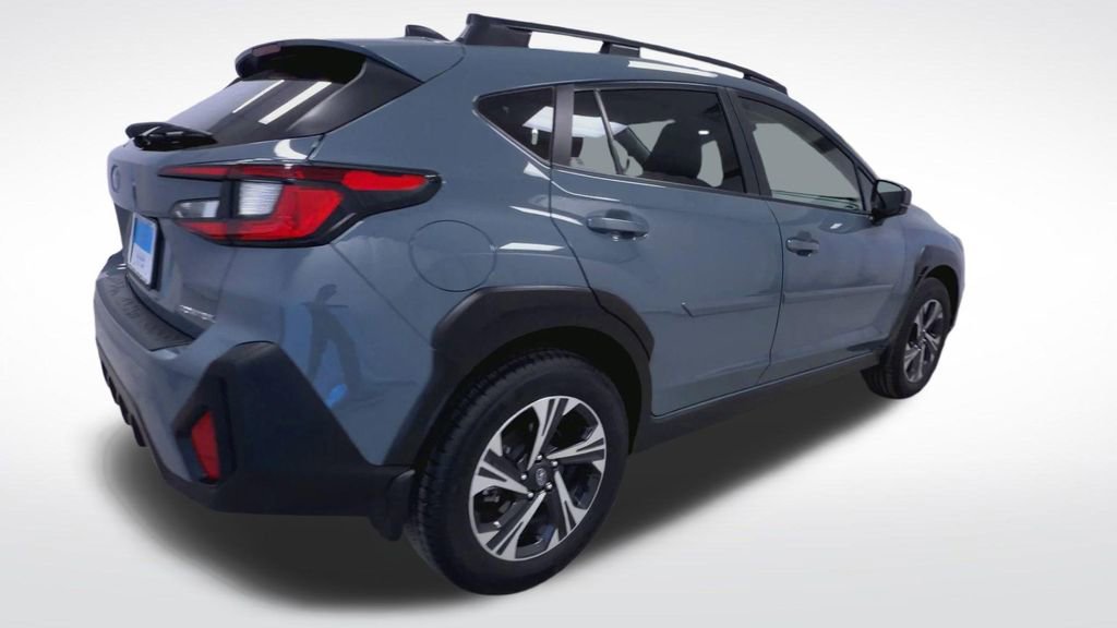 Used 2024 Subaru Crosstrek 2.0i Premium image 8