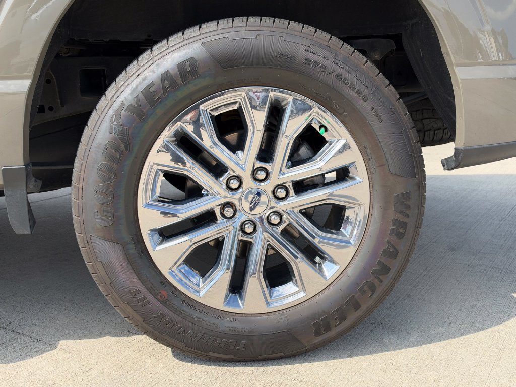 Used 2025 Ford F150 XLT w/ Equipment Group 302A MID RWD image 12