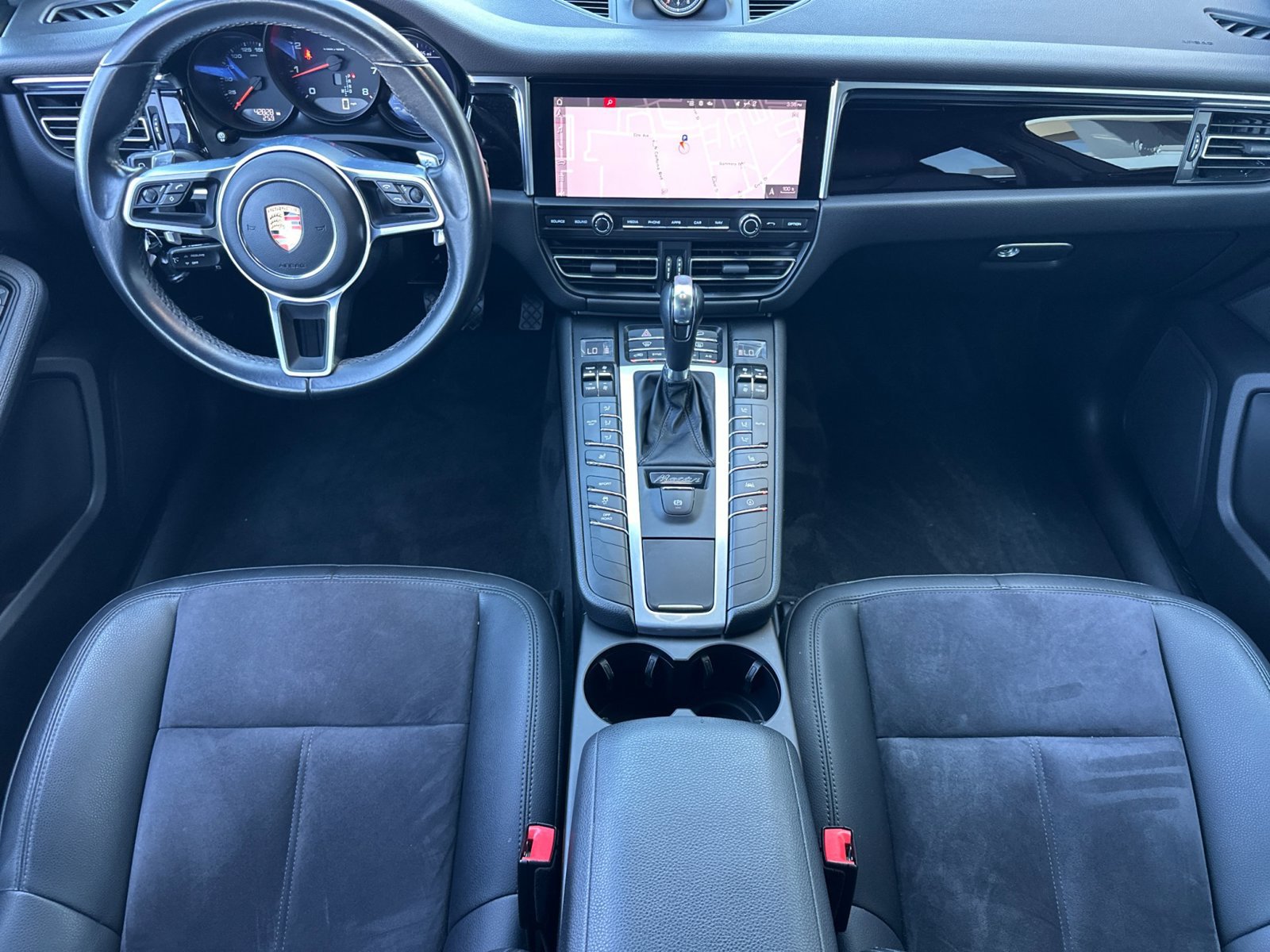 Certified 2020 Porsche Macan AWD/4WD image 7