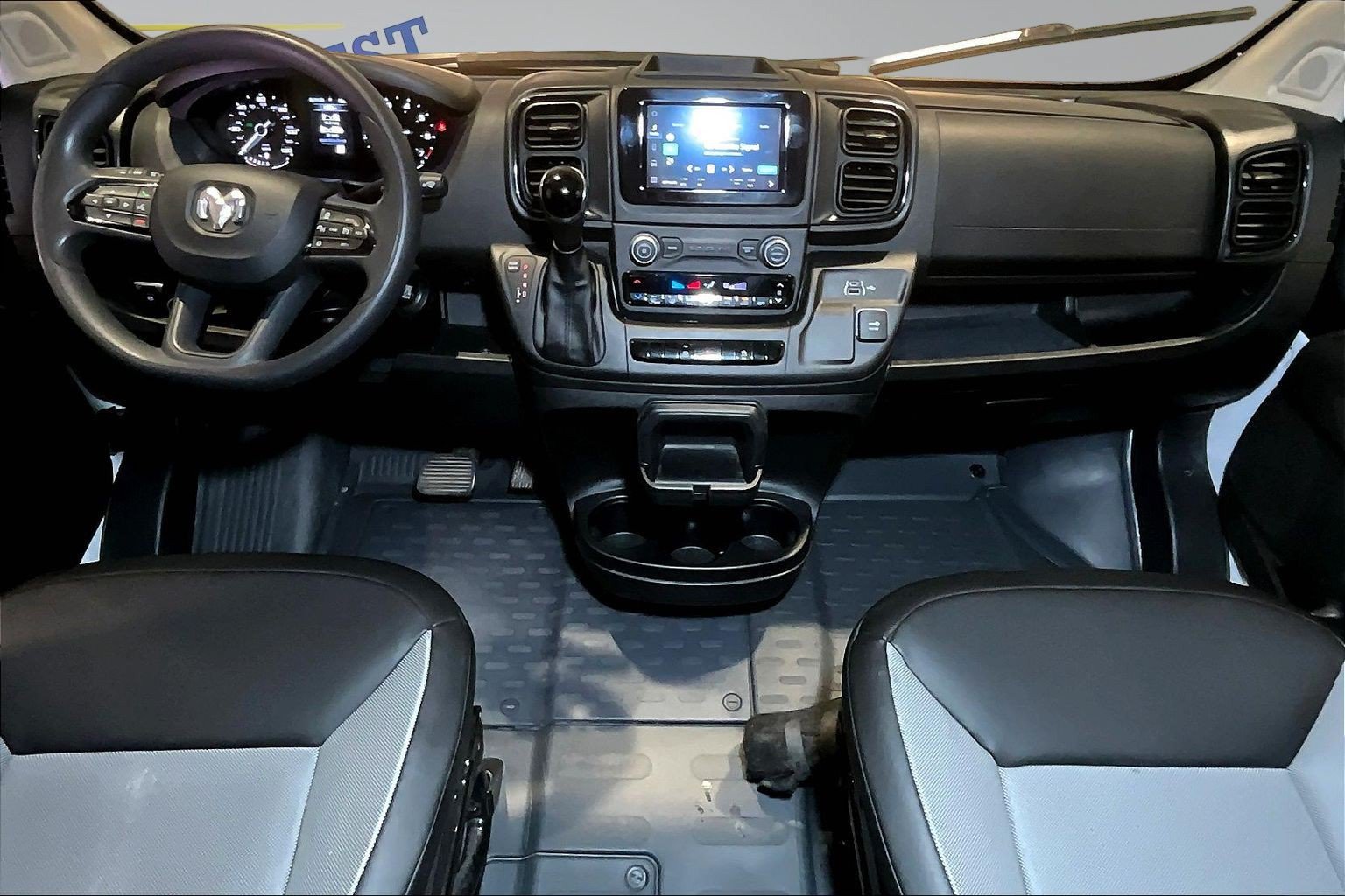 Used 2025 RAM ProMaster 3500 w/ Convenience Group FWD image 9