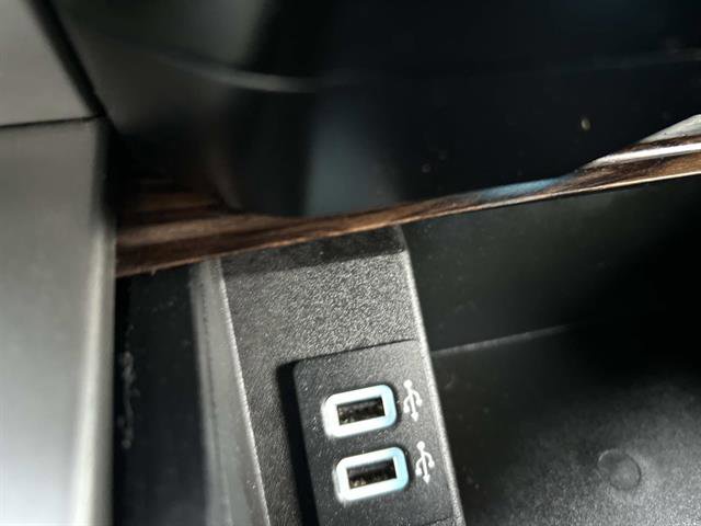 Certified 2018 Ford F150 Lariat w/ Equipment Group 502A Luxury image 34