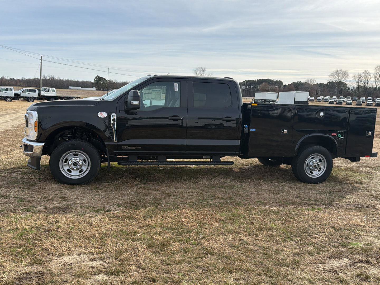 New 2025 Ford F350 XL w/ XL Chrome Package image 19