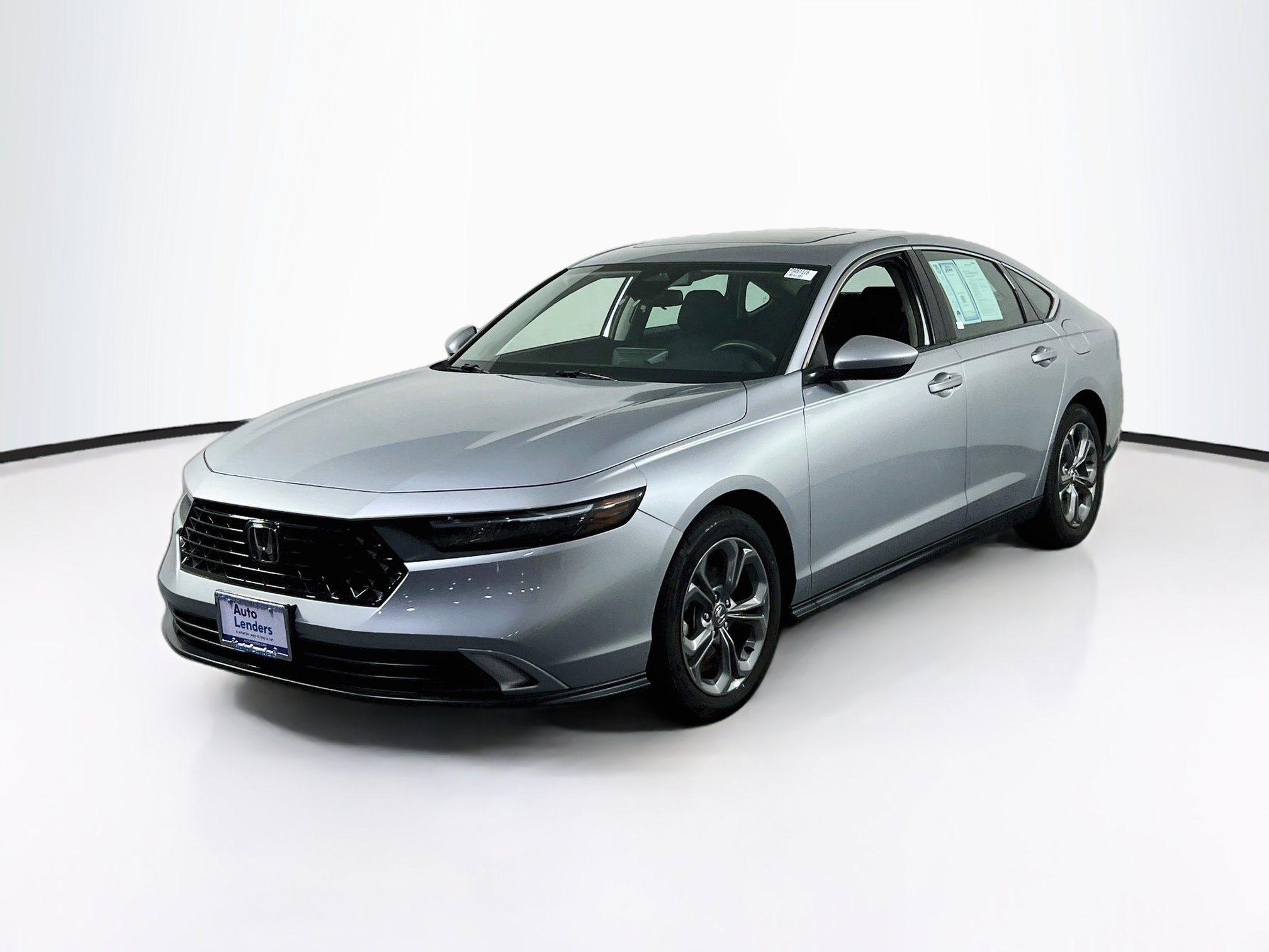 Used 2023 Honda Accord EX image 1