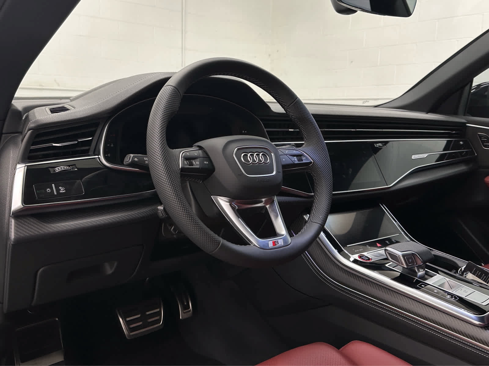 Used 2026 Audi SQ8 Prestige AWD/4WD image 10