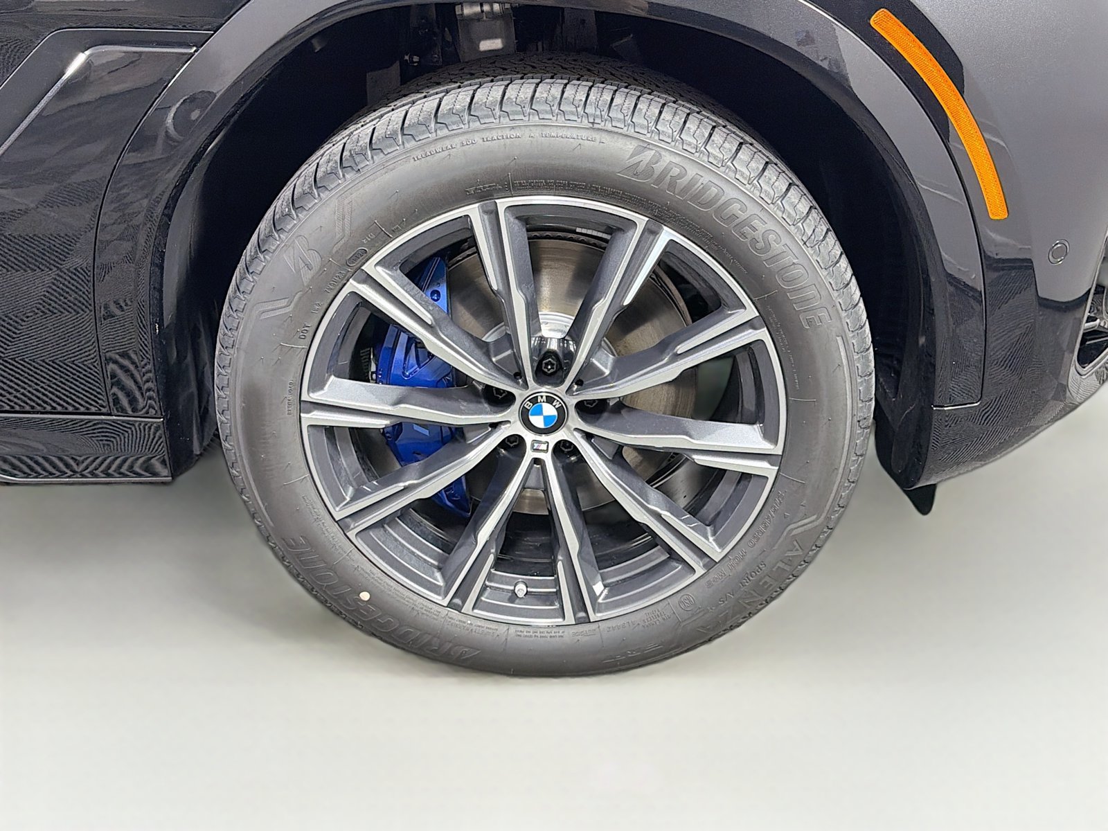 New 2027 BMW X6 xDrive40i w/ Executive Package AWD/4WD image 35