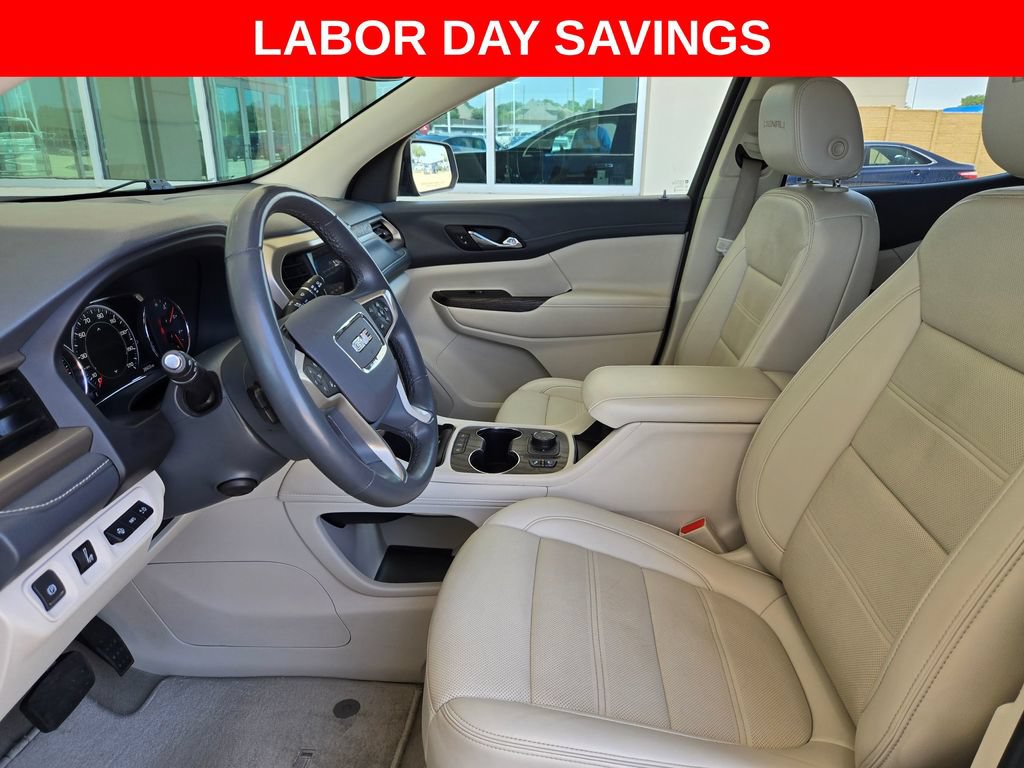Used 2023 GMC Acadia Denali FWD image 9