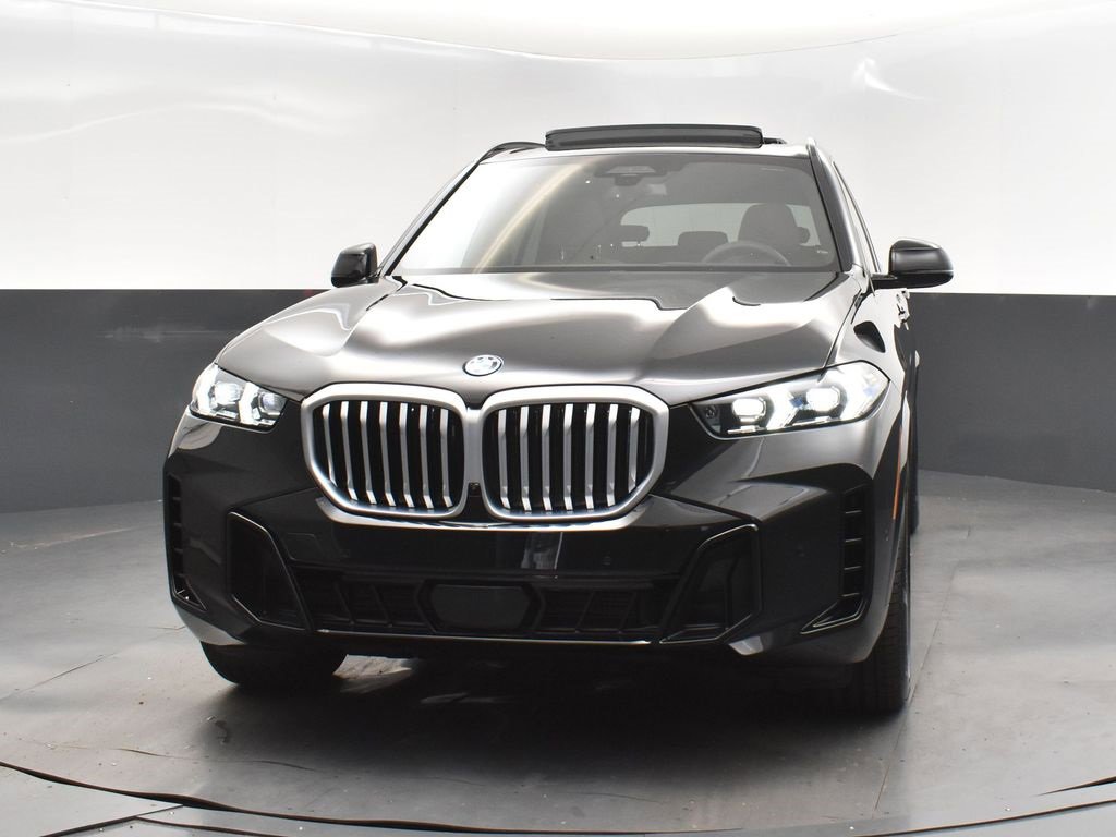 New 2026 BMW X5 xDrive50e image 10