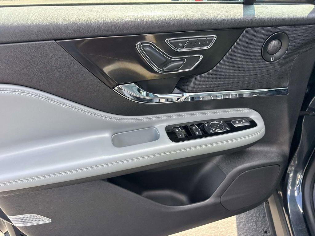 Certified 2021 Lincoln Corsair Reserve FWD image 20
