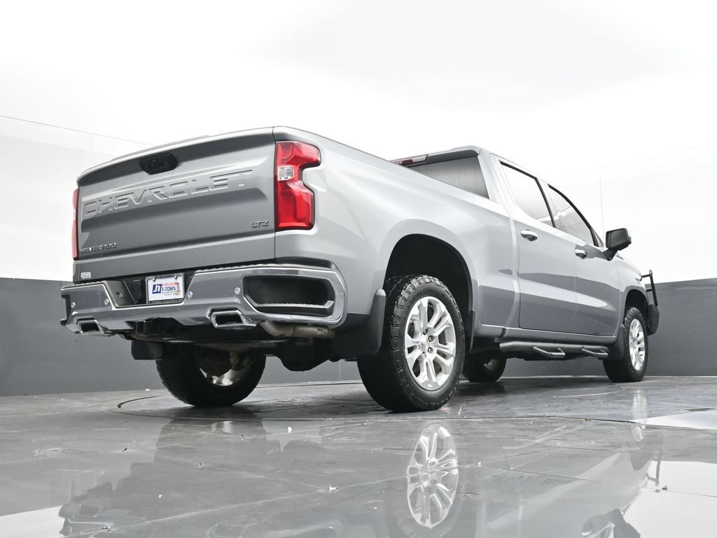 Used 2024 Chevrolet Silverado 1500 LTZ w/ Technology Package AWD/4WD image 46