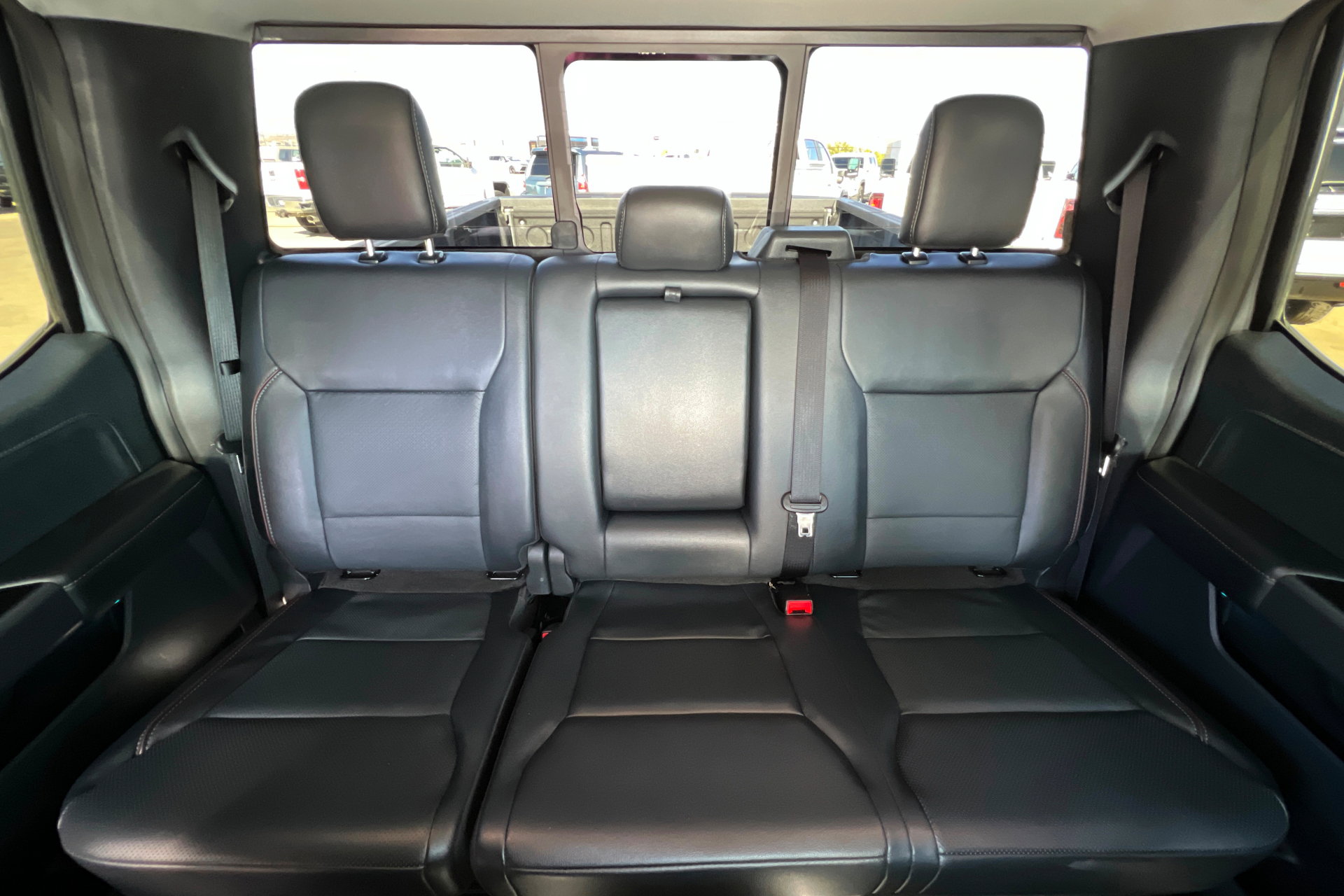 Used 2023 Ford F150 Lariat w/ FX4 Off-Road Package image 25