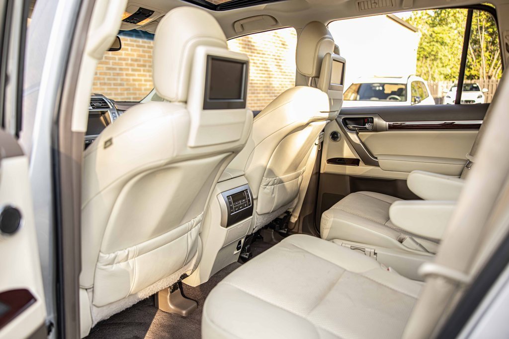 Used 2017 Lexus GX 460 Luxury image 34