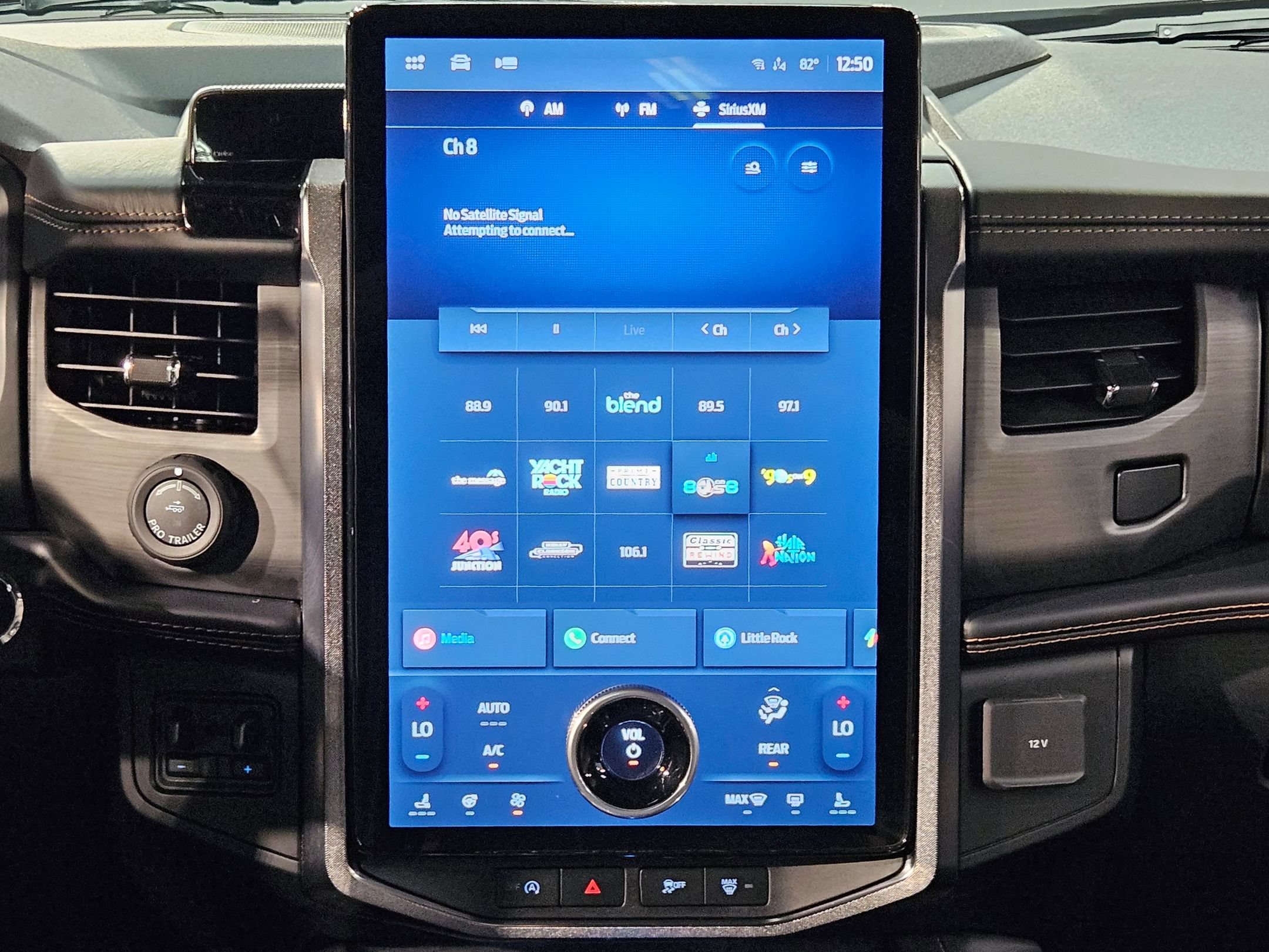 Used 2023 Ford Expedition Max Platinum AWD/4WD image 16