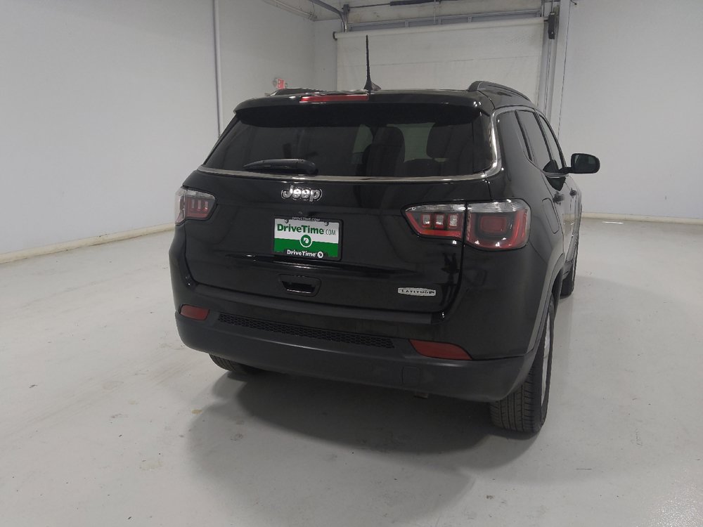 Used 2019 Jeep Compass Latitude w/ Cold Weather Group FWD image 7