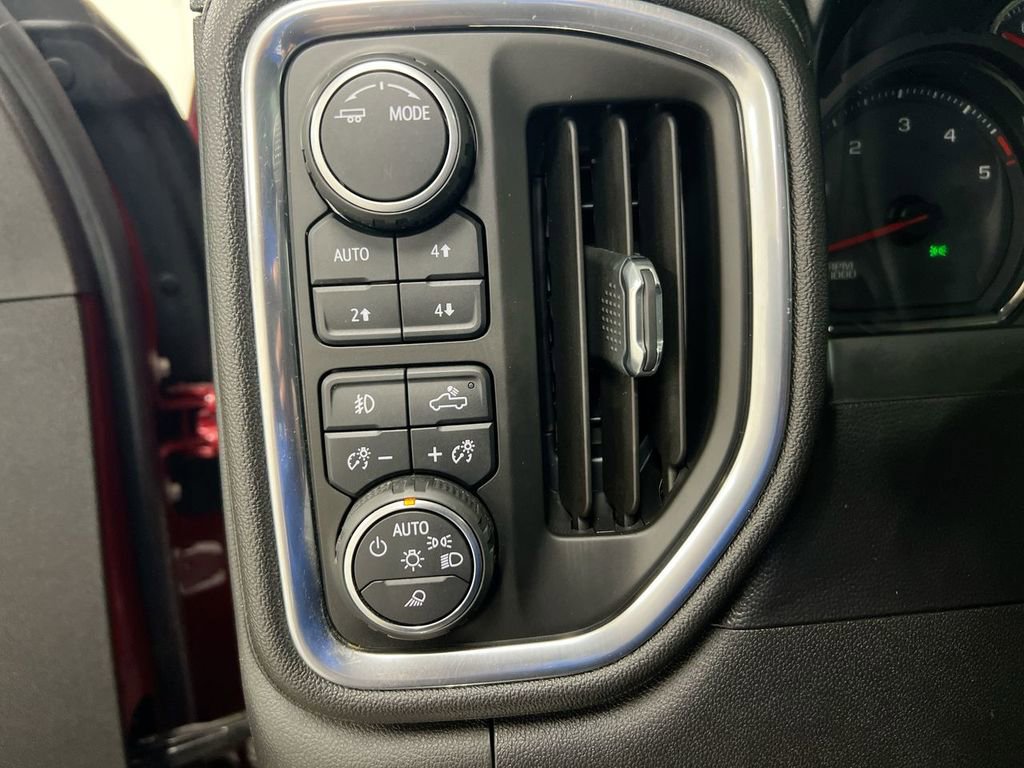 Used 2020 Chevrolet Silverado 2500 LTZ image 17