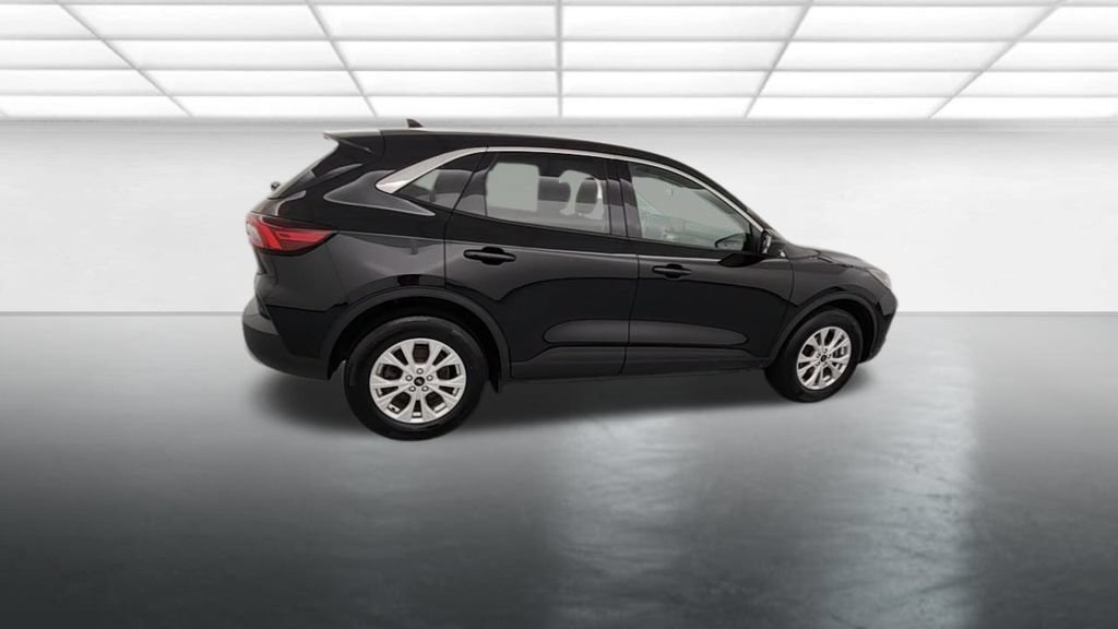 Used 2023 Ford Escape Active AWD/4WD image 8