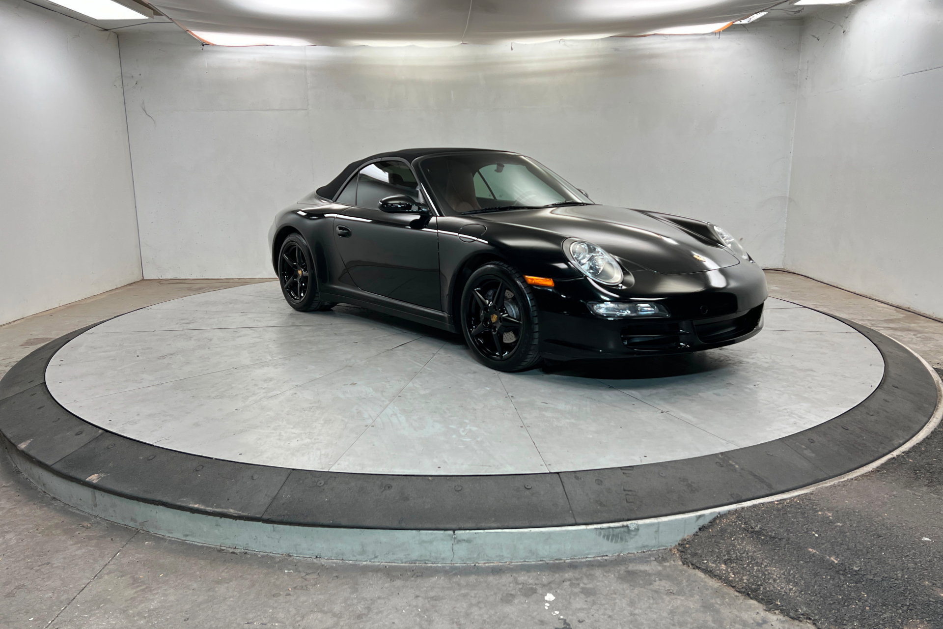 Used 2006 Porsche 911 Cabriolet image 7