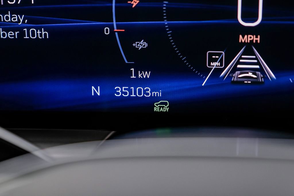 Used 2024 Cadillac Lyriq Luxury image 19