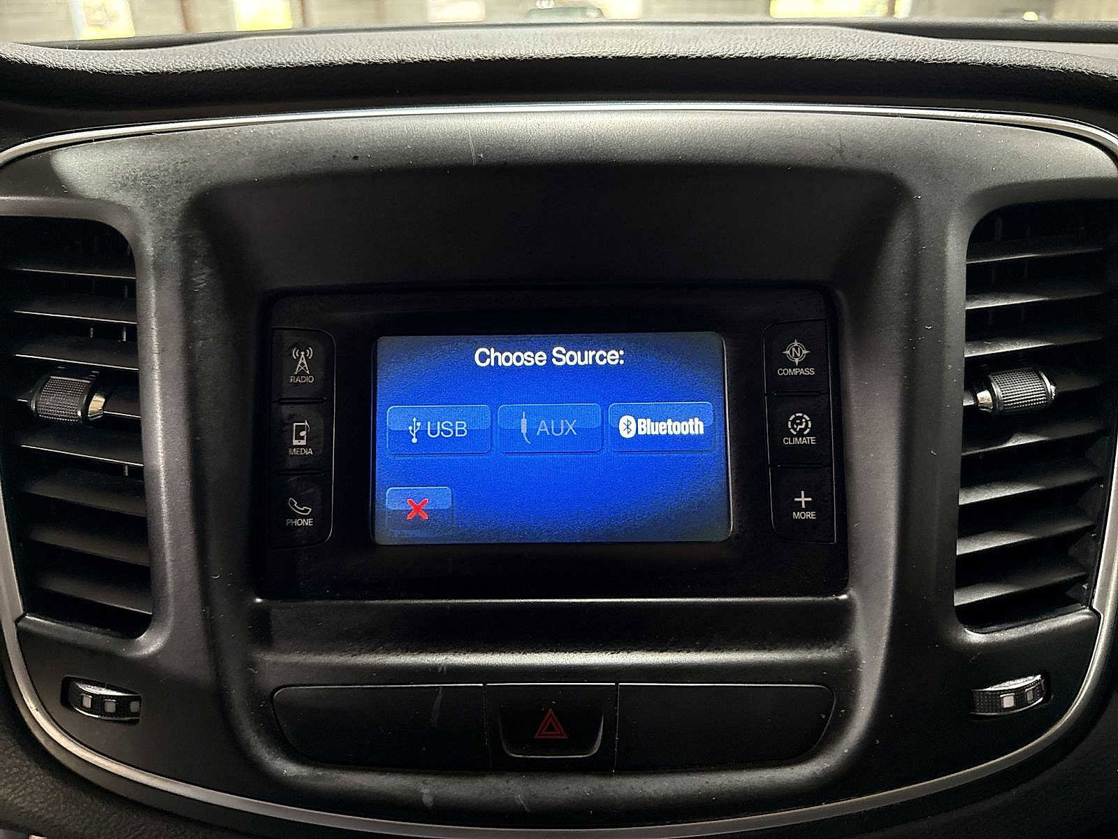 Used 2015 Chrysler 200 Limited image 19