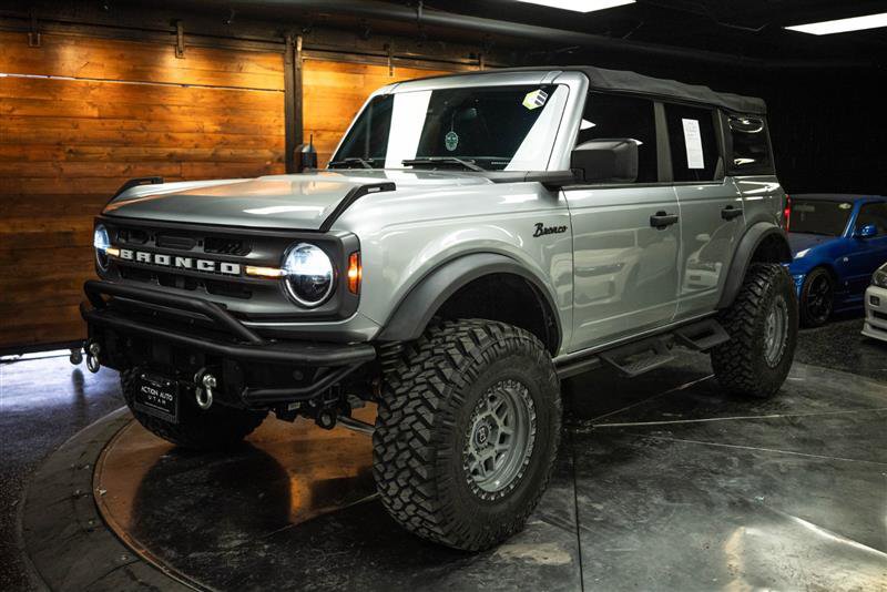 Used 2023 Ford Bronco Big Bend image 2