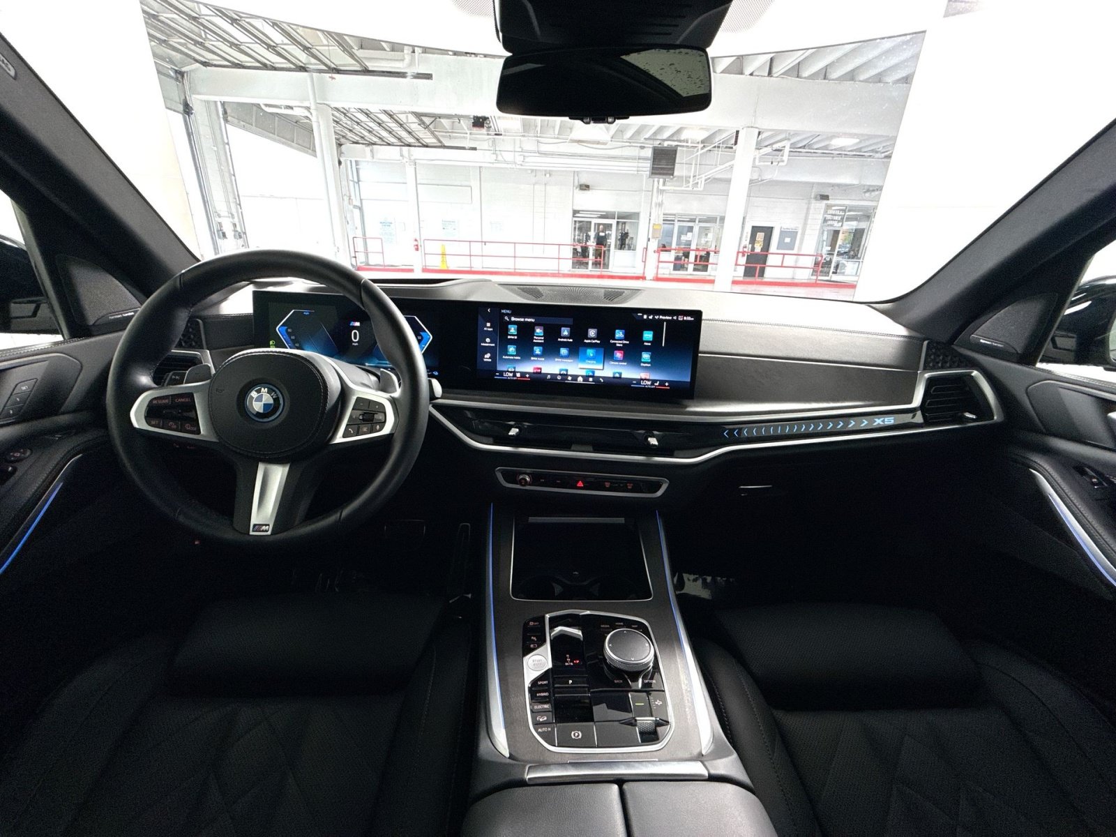 Used 2025 BMW X5 xDrive50e w/ M Sport Package AWD/4WD image 23