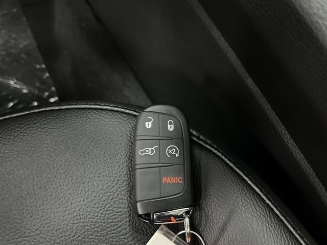 New 2026 Jeep Compass Trailhawk w/ Sun, Sound & Navigation Group image 28