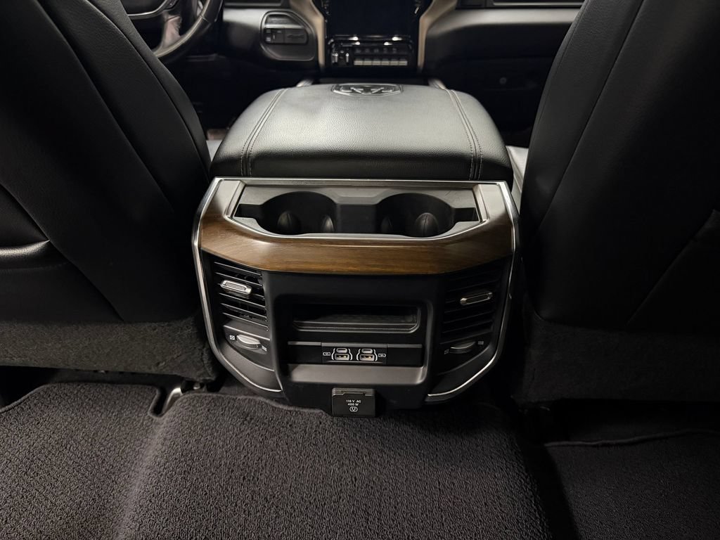 Used 2023 RAM 3500 Laramie AWD/4WD image 32