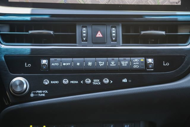 Used 2025 Lexus ES 350 w/ Premium Package FWD image 15