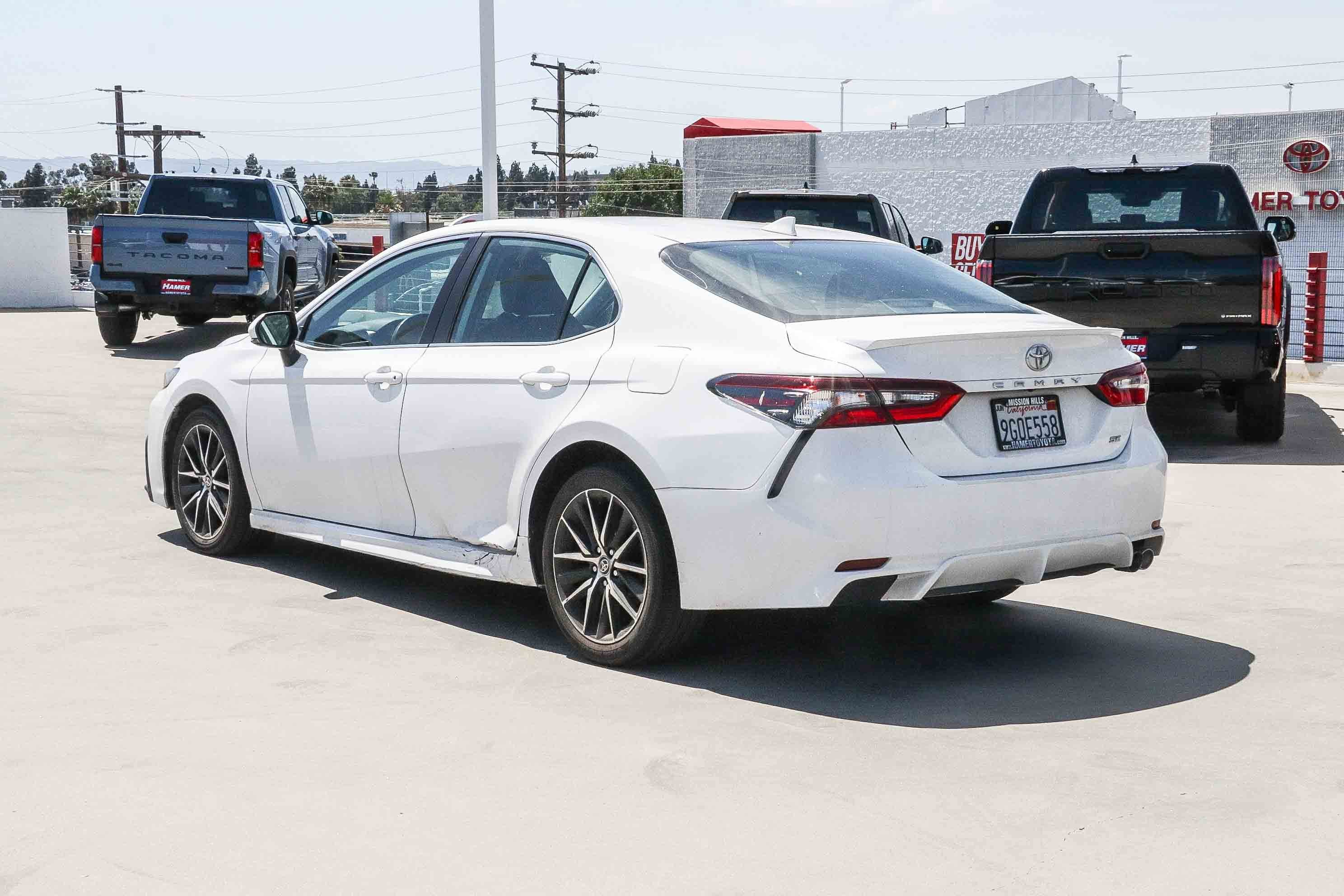 Certified 2023 Toyota Camry SE w/ Convenience Package FWD image 5