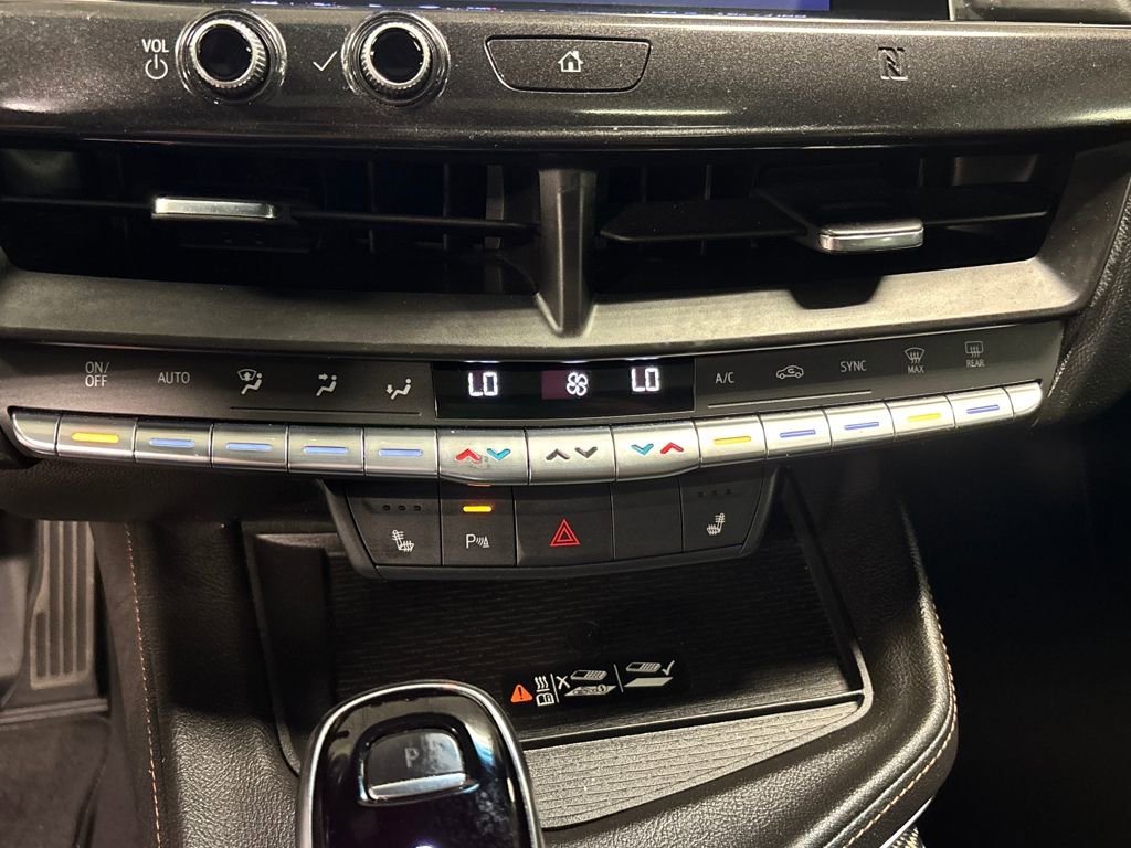 Used 2021 Cadillac CT4 V w/ Cold Weather Package image 36