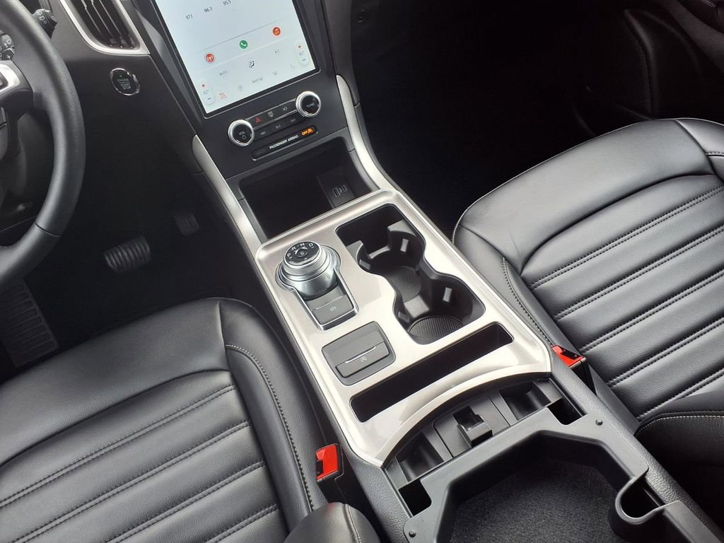 Used 2023 Ford Edge SEL w/ Convenience Package image 10