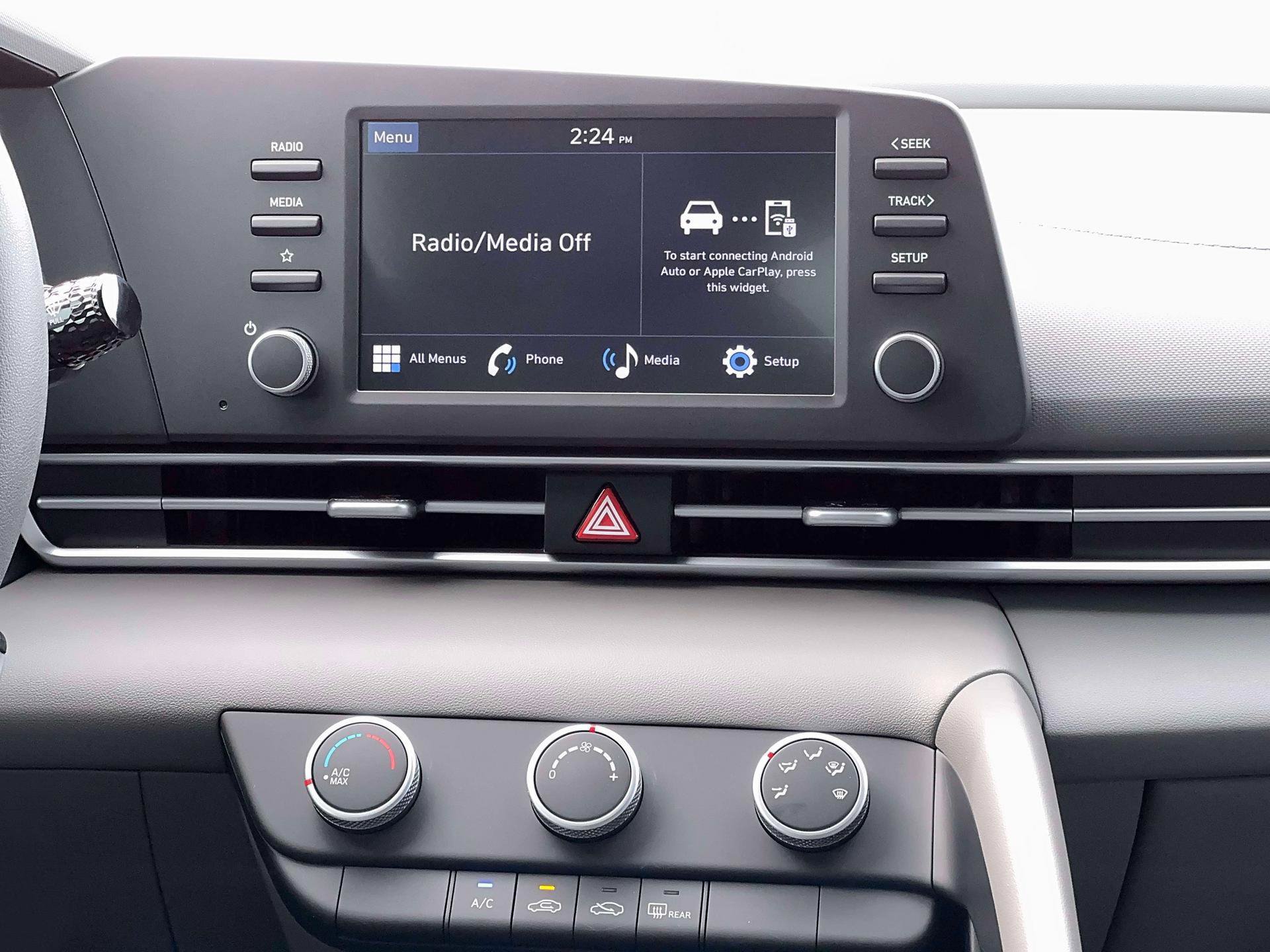 Certified 2026 Hyundai Elantra SE FWD image 19