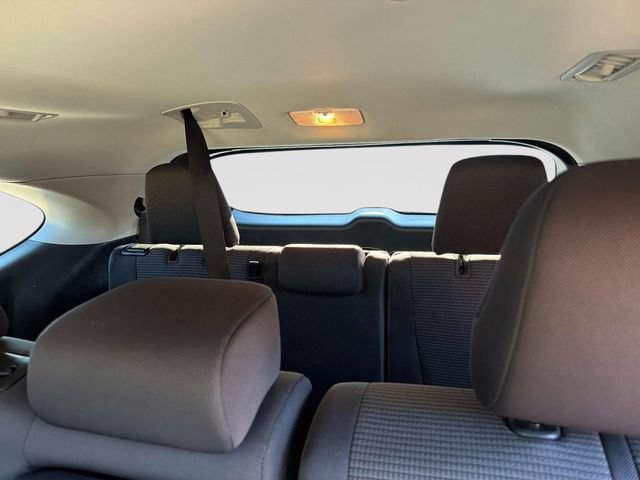 Used 2020 Toyota Highlander LE AWD/4WD image 17