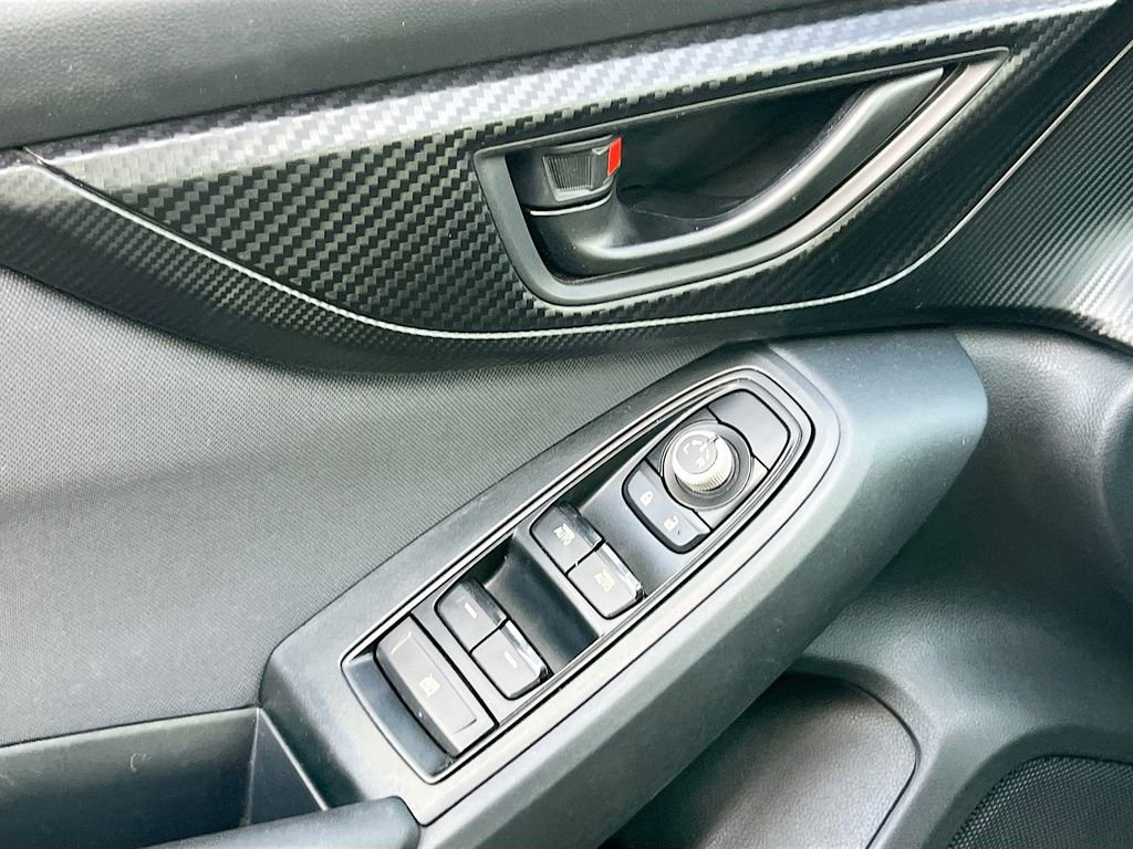 Used 2021 Subaru Crosstrek 2.0i Premium w/ Moonroof Package image 17