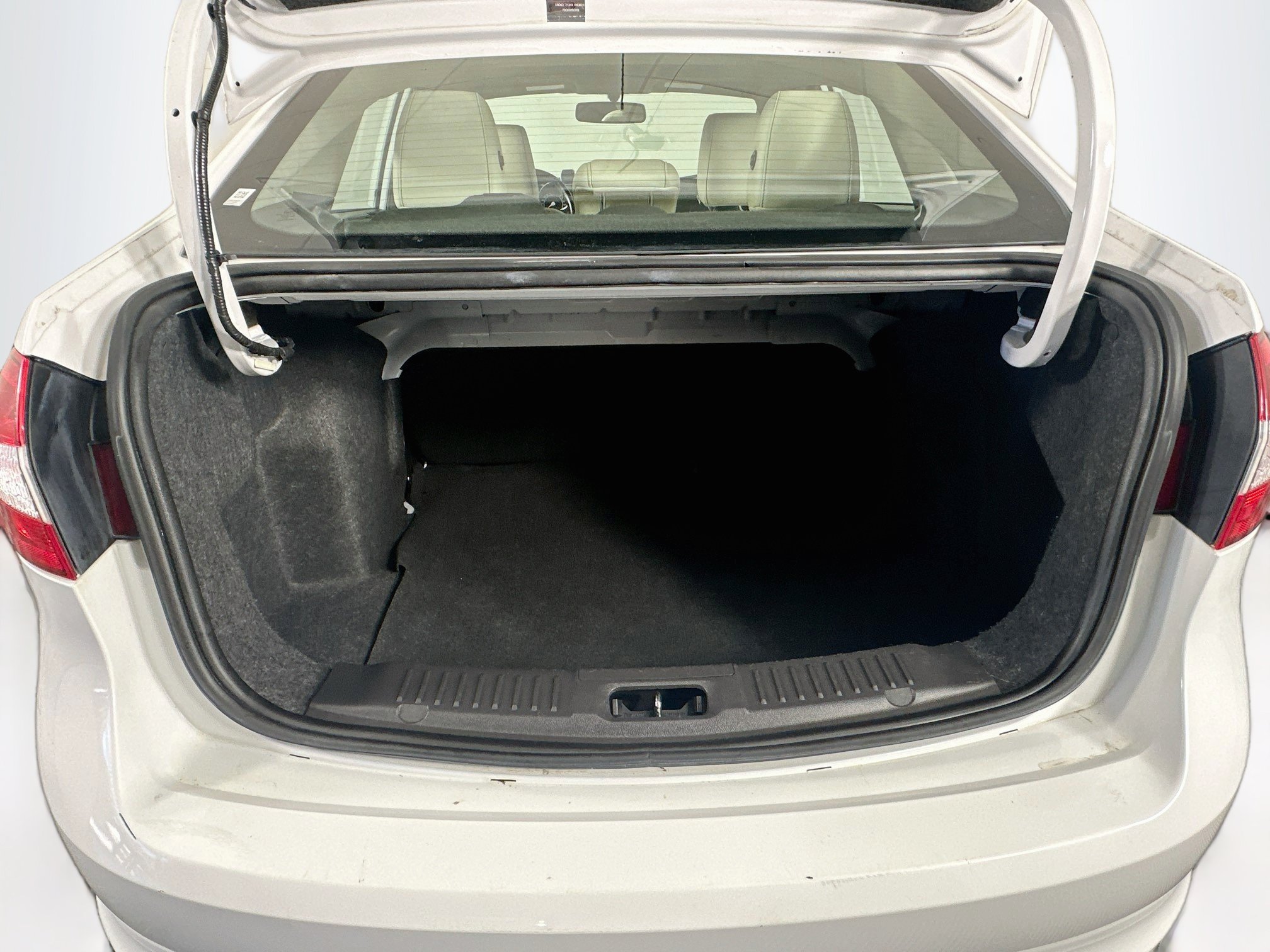 Used 2012 Ford Fiesta SEL FWD image 27