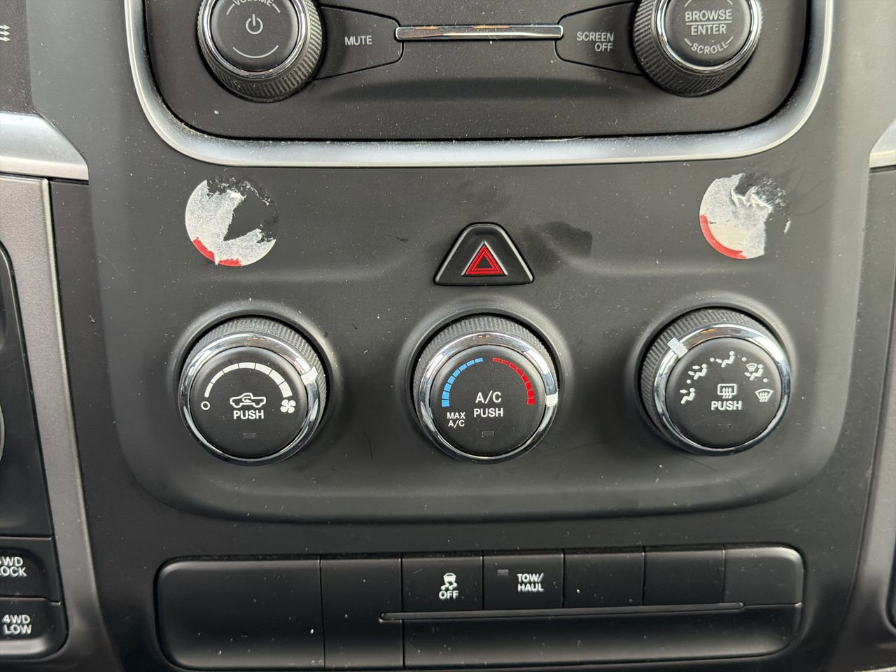 Used 2024 RAM 1500 Classic SLT AWD/4WD image 18