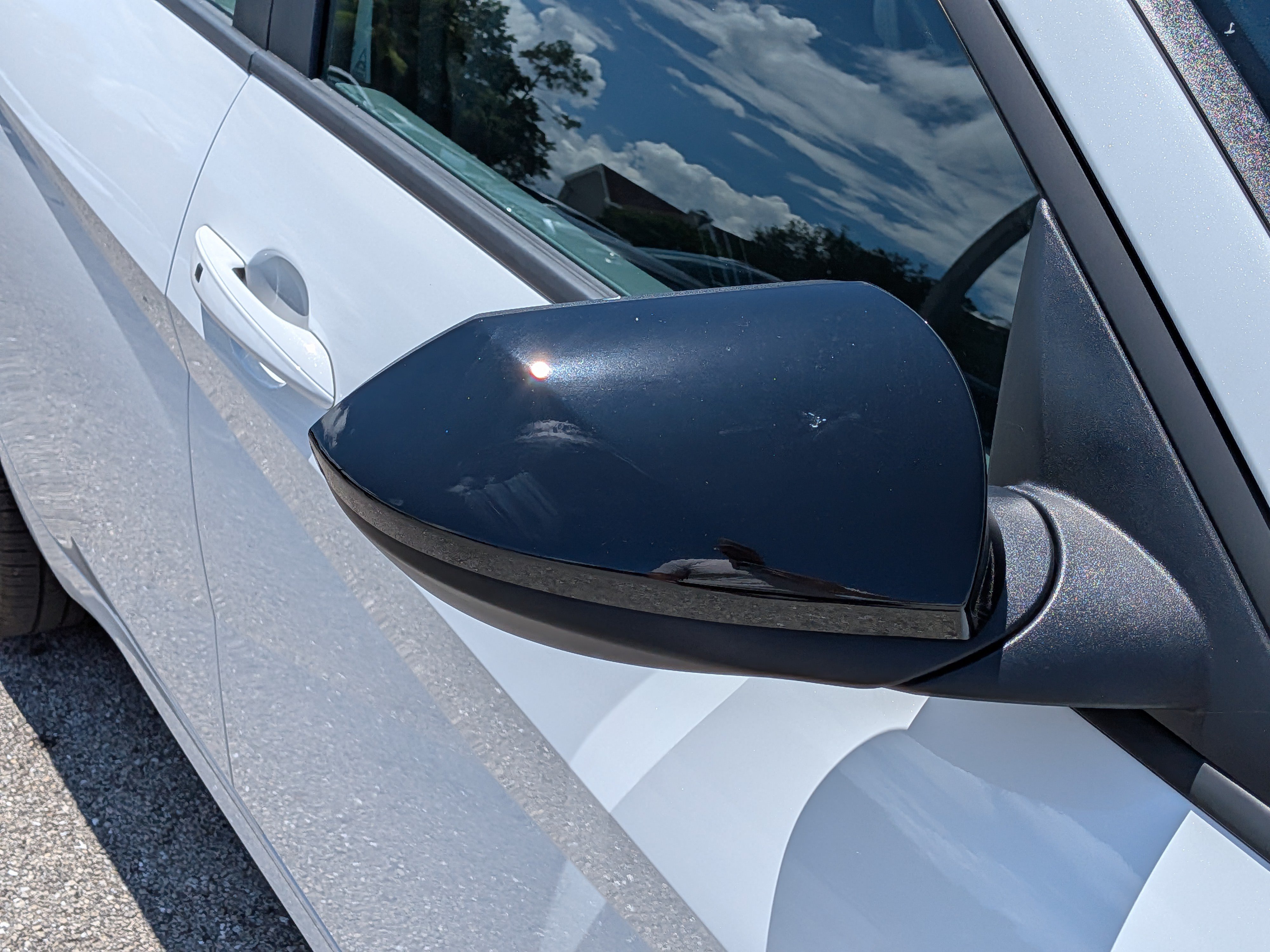 Used 2025 Hyundai Elantra SEL FWD image 12