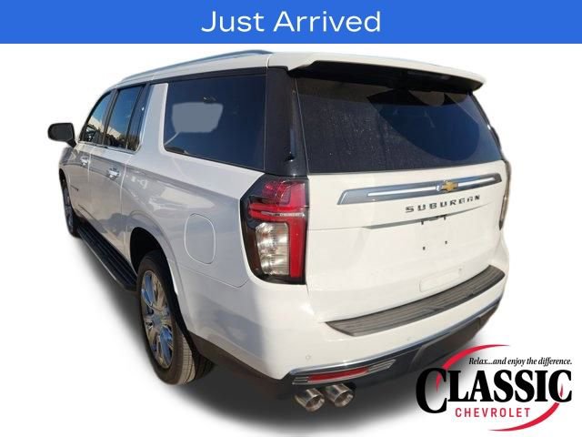 Used 2022 Chevrolet Suburban High Country image 7