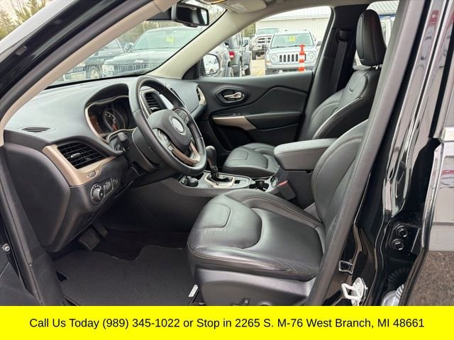 Used 2018 Jeep Cherokee Limited w/ Technology Group image 13