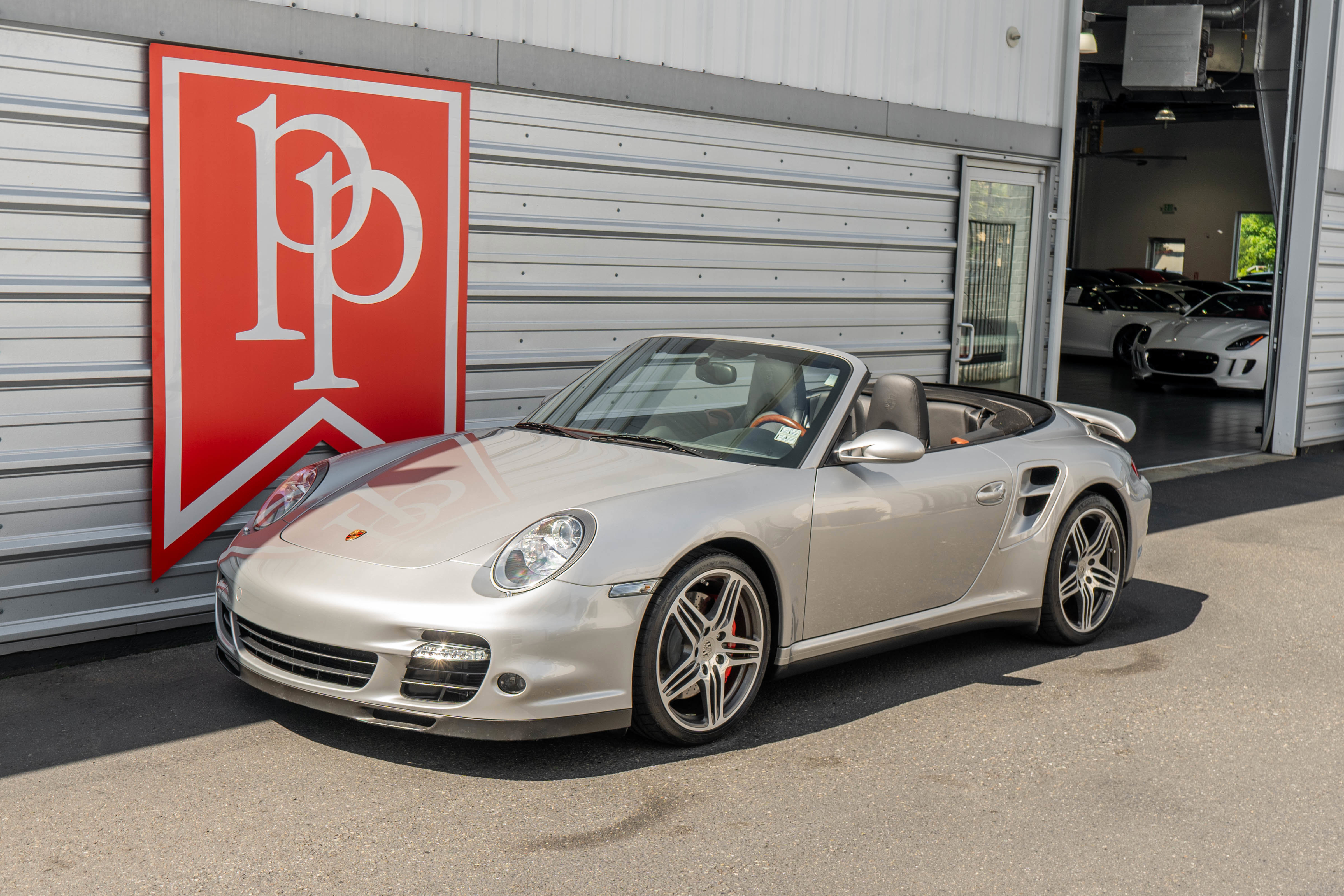 Used 2008 Porsche 911 Turbo AWD/4WD image 32