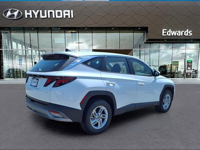 New 2025 Hyundai Tucson SE image 7