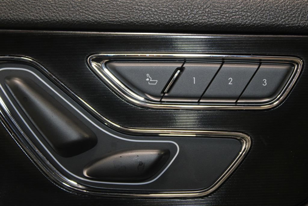 Used 2024 Lincoln Corsair AWD w/ Equipment Group 101A image 50