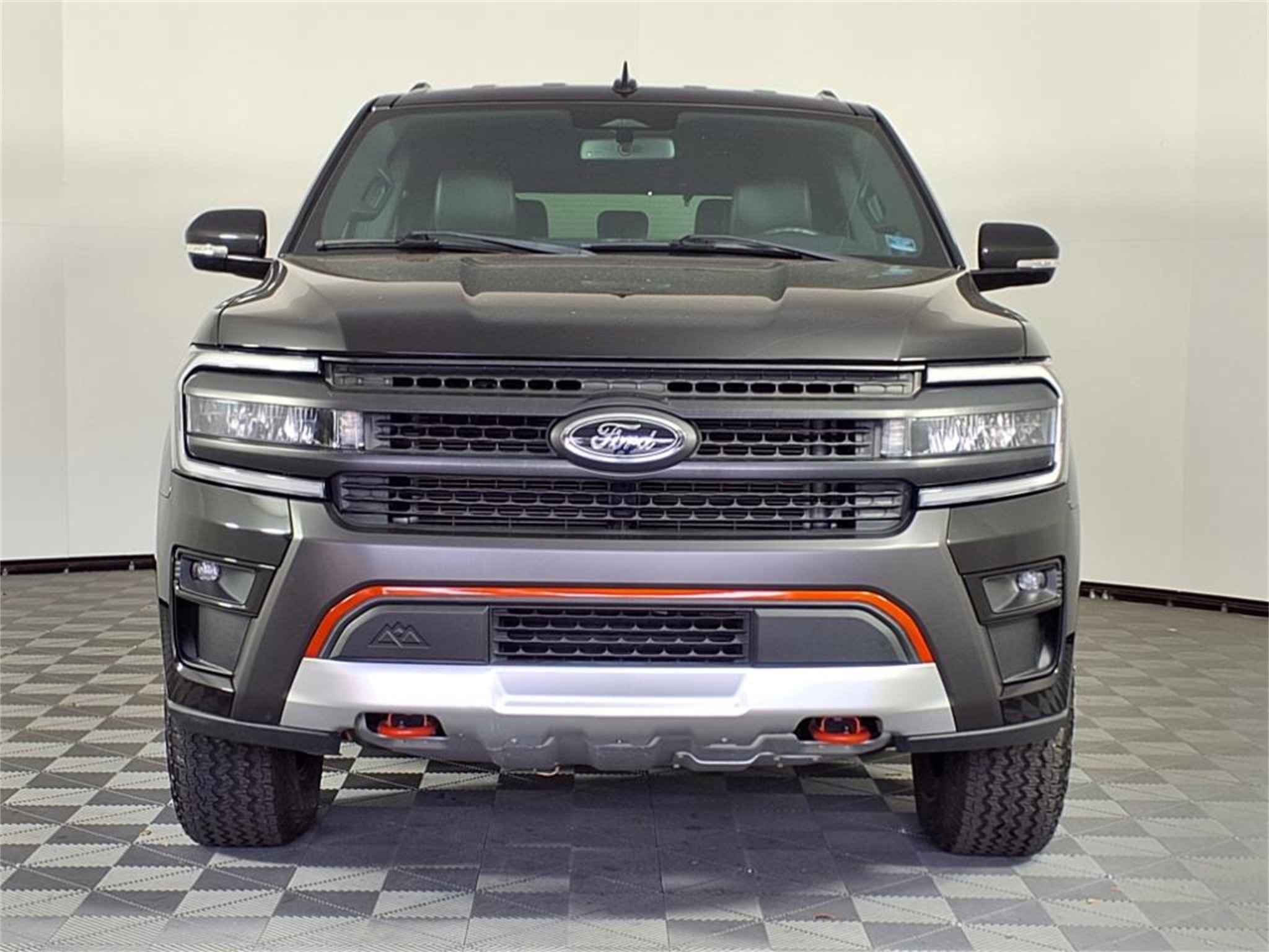 Used 2022 Ford Expedition Timberline image 2